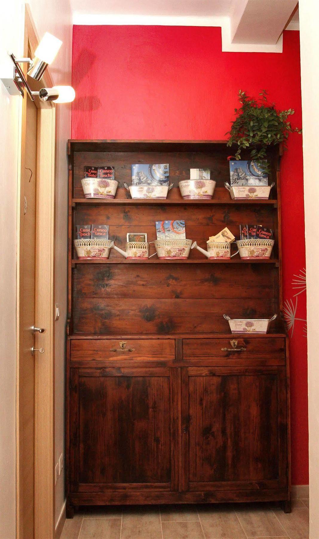 B&B Il Rosso E Il Blu 쿠네오 외부 사진